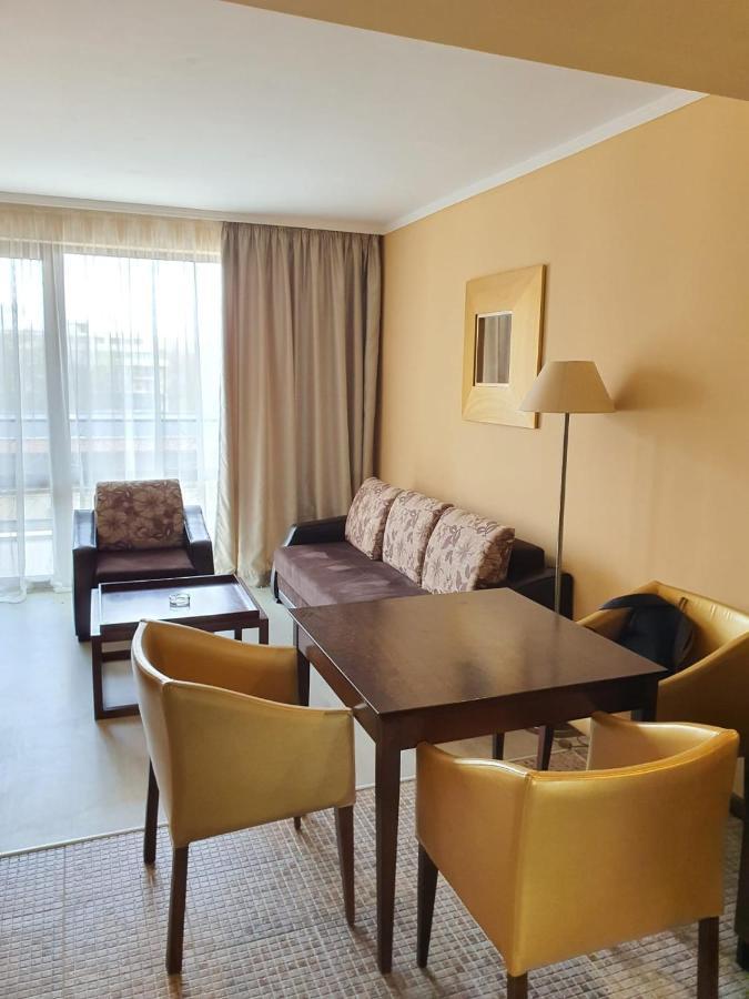 Barcelo Royal Beach - Prestige Apartments 阳光海滩 外观 照片