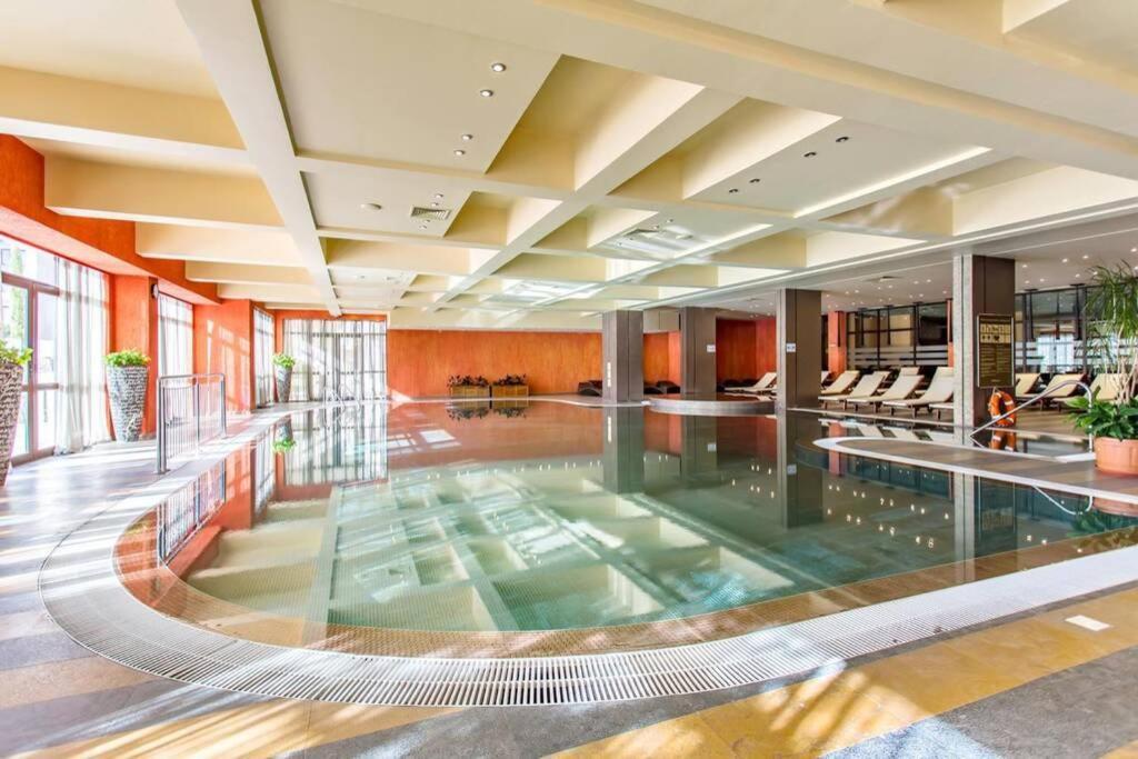 Barcelo Royal Beach - Prestige Apartments 阳光海滩 外观 照片